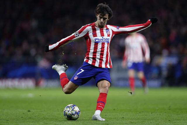 中场在攻防 中场在攻防